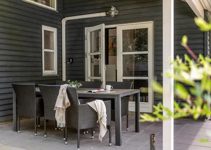 Feriehus Beautiful In With Sauna