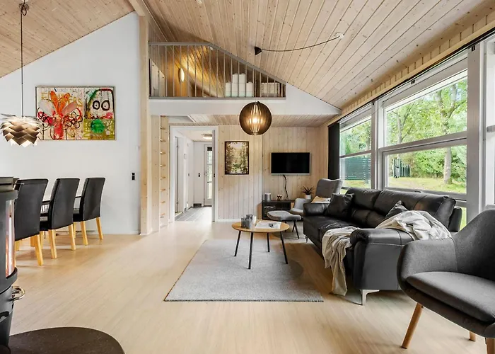 Beautiful In With Sauna Feriehus Ansager