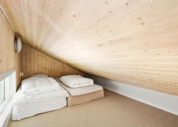 Feriehus Beautiful In With Sauna Ansager